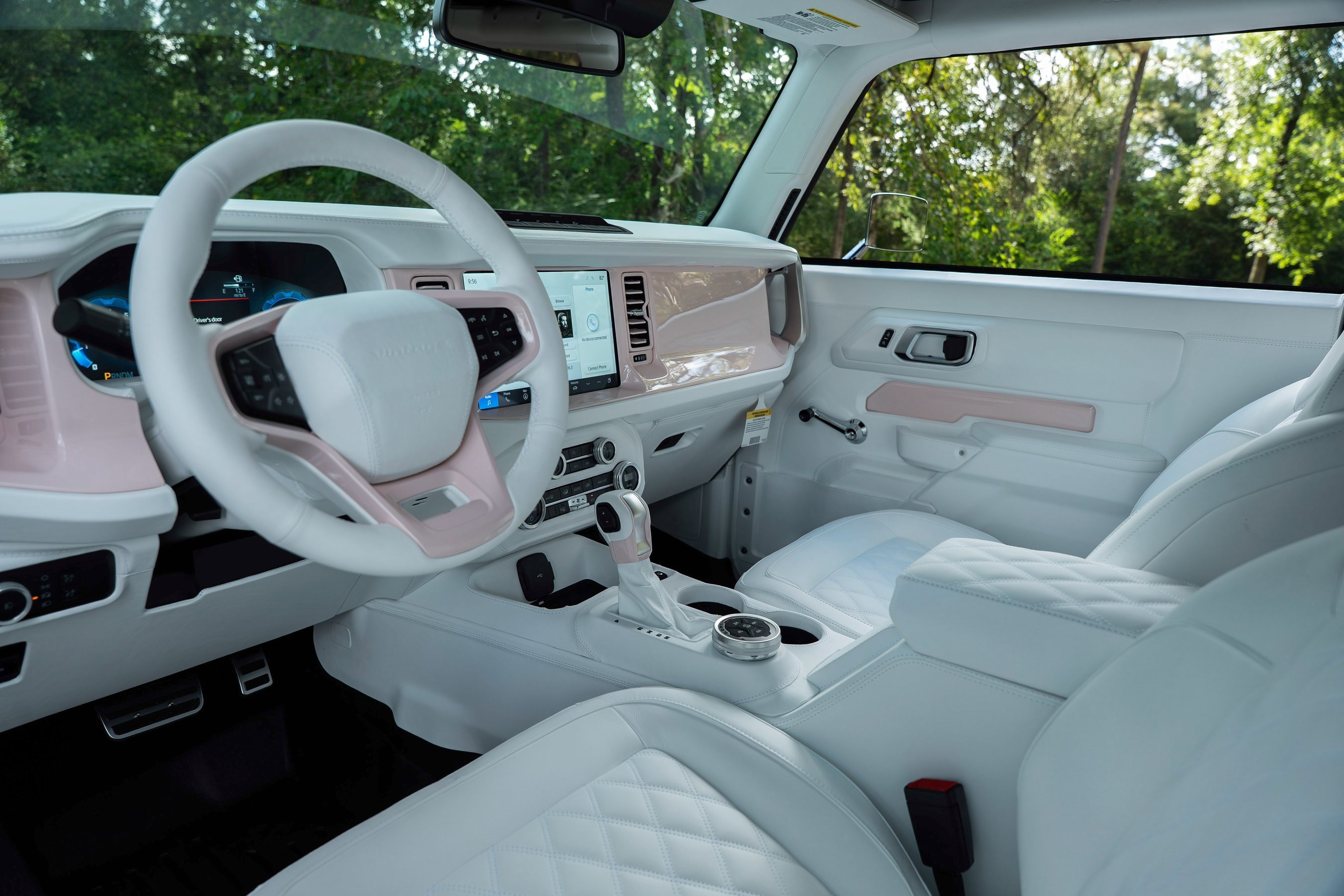 Used 2025 Ford Bronco Badlands image 21