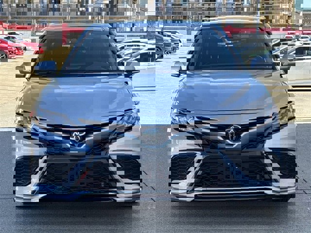 Used 2023 Toyota Camry XSE image 7