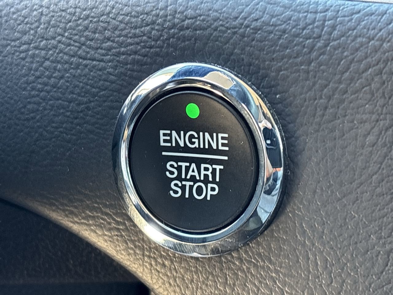 Certified 2023 Ford Edge SEL image 29