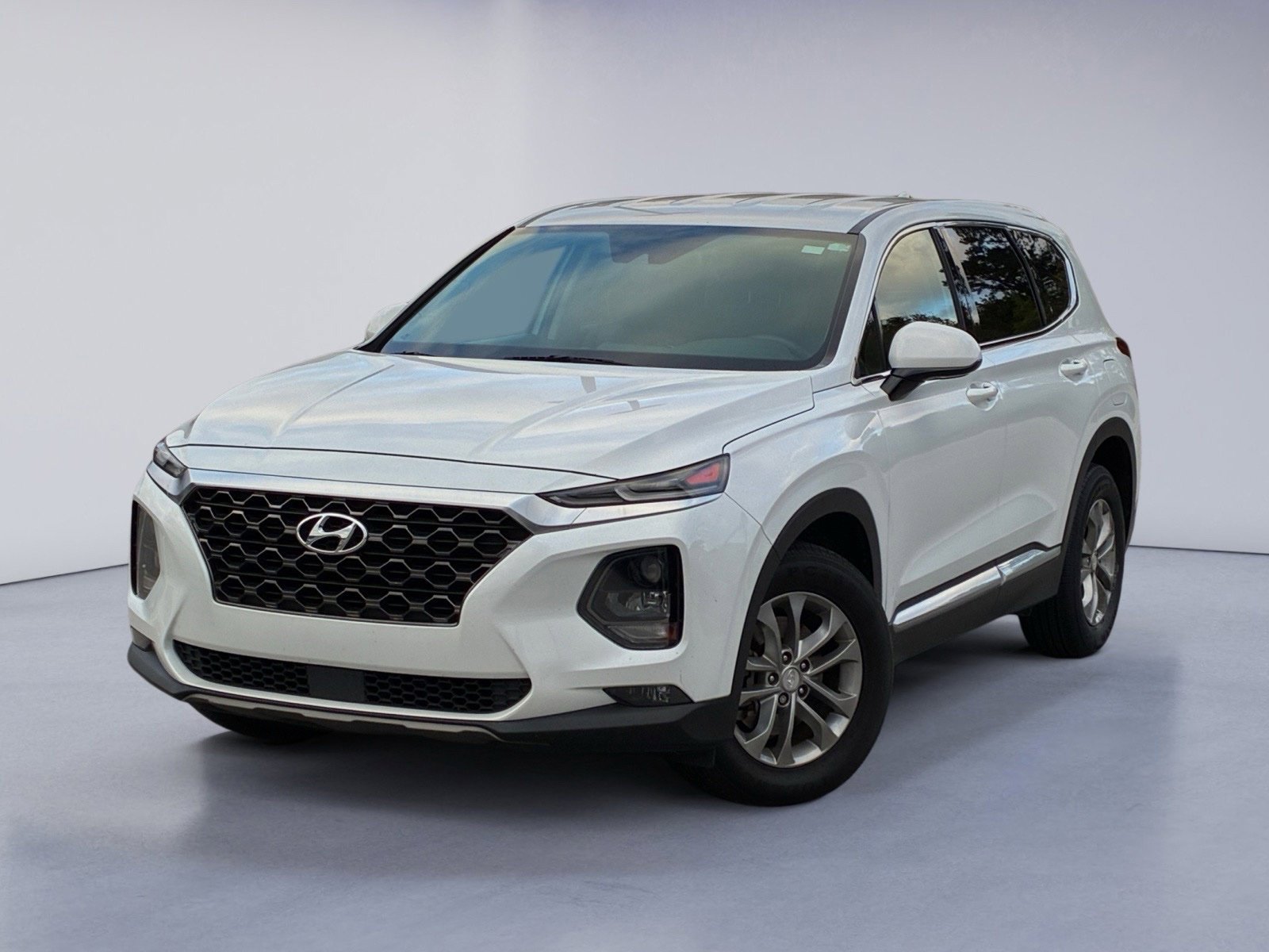 Used 2020 Hyundai Santa Fe SEL FWD image 2