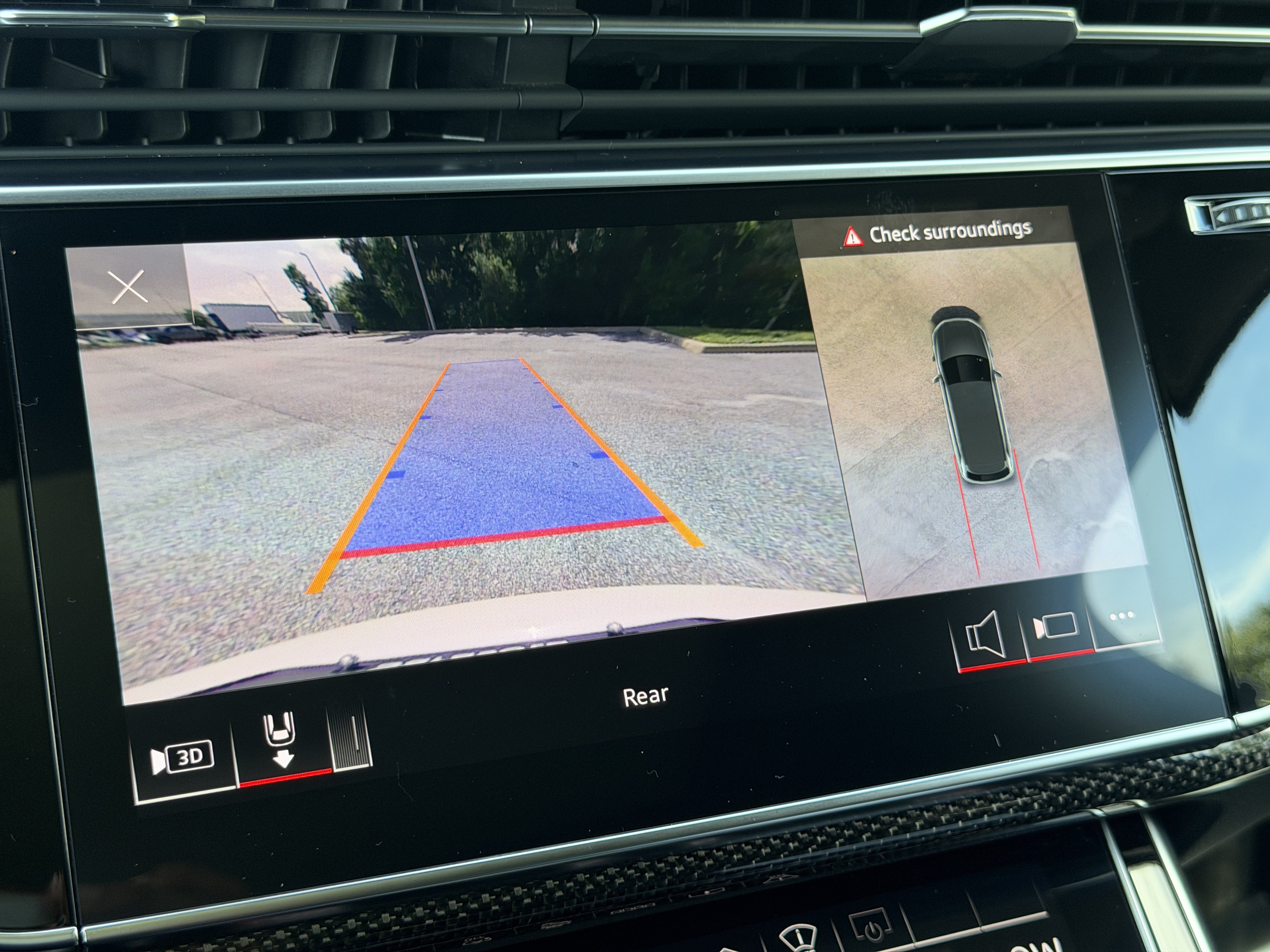 Used 2021 Audi SQ7 Prestige AWD/4WD image 27