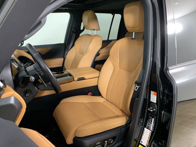 Certified 2025 Lexus LX 600 4WD w/ Interior Upgrade Package image 32