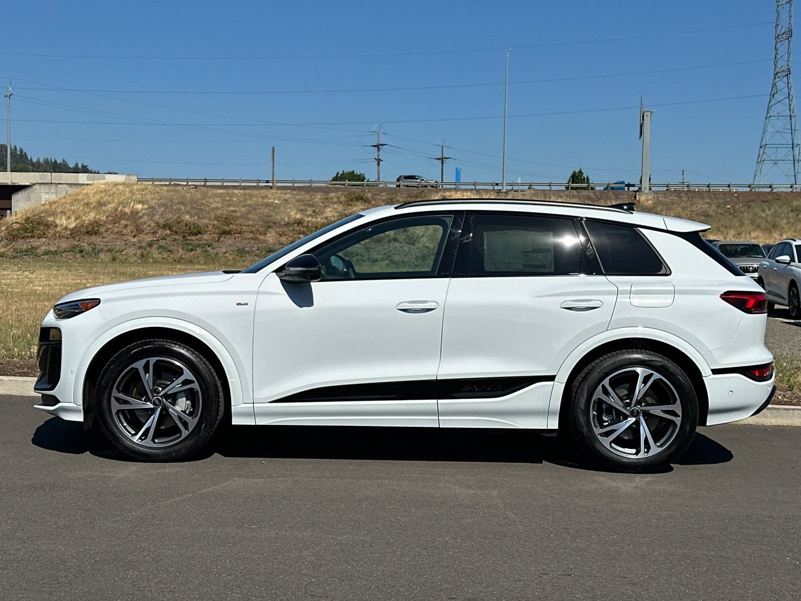 New 2027 Audi Q6 e-tron Premium Plus AWD/4WD image 6
