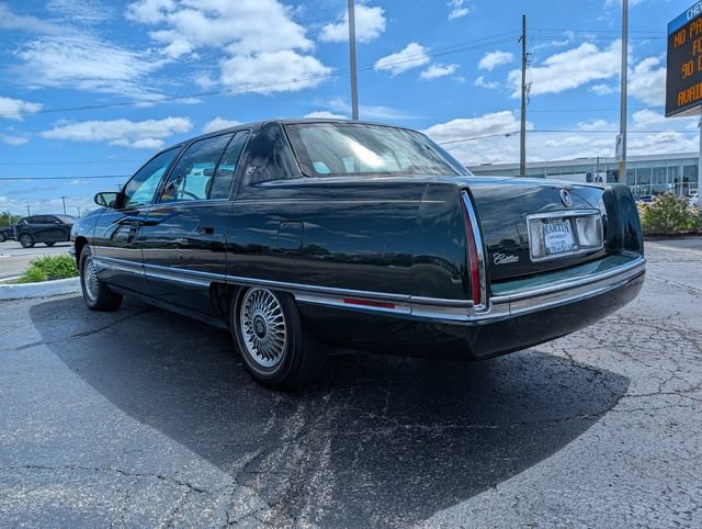 Used 1995 Cadillac De Ville Sedan FWD image 5