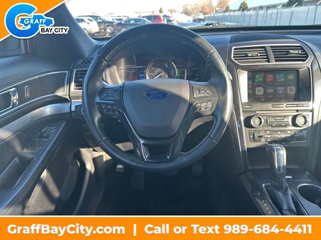 Used 2017 Ford Explorer XLT w/ Equipment Group 202A image 13