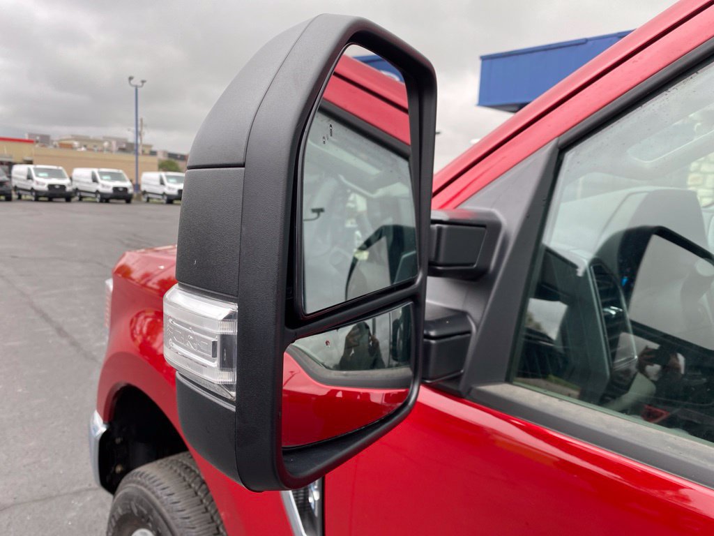 Certified 2022 Ford F350 XLT AWD/4WD image 12