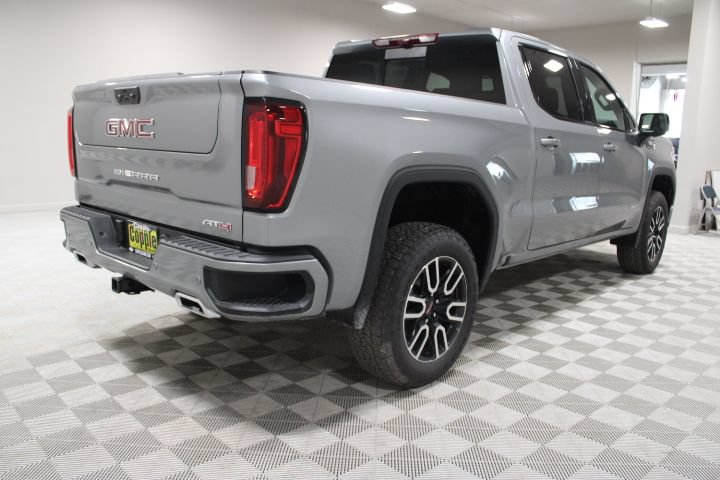 New 2026 GMC Sierra 1500 AT4 w/ Technology Package AWD/4WD image 12