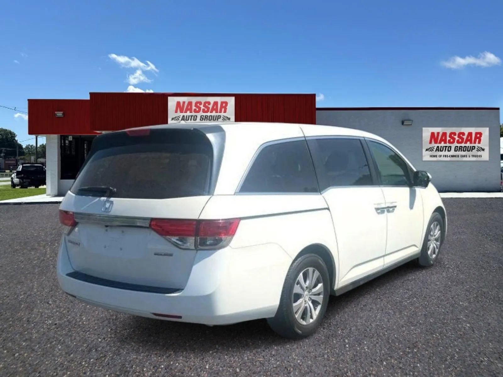 Used 2016 Honda Odyssey SE image 5