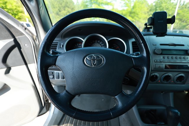 Used 2006 Toyota Tacoma PreRunner RWD image 6