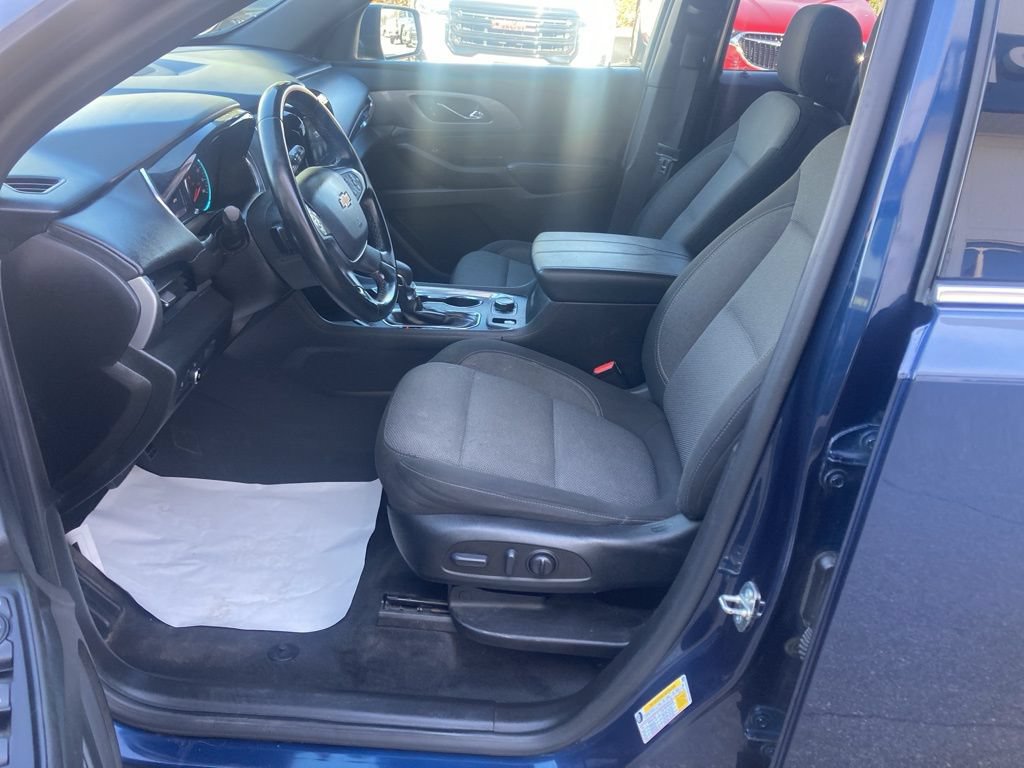 Certified 2023 Chevrolet Traverse LT AWD/4WD image 18