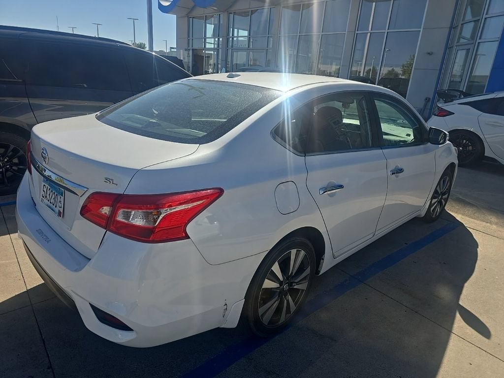 Used 2019 Nissan Sentra SL w/ Exterior Package FWD image 5