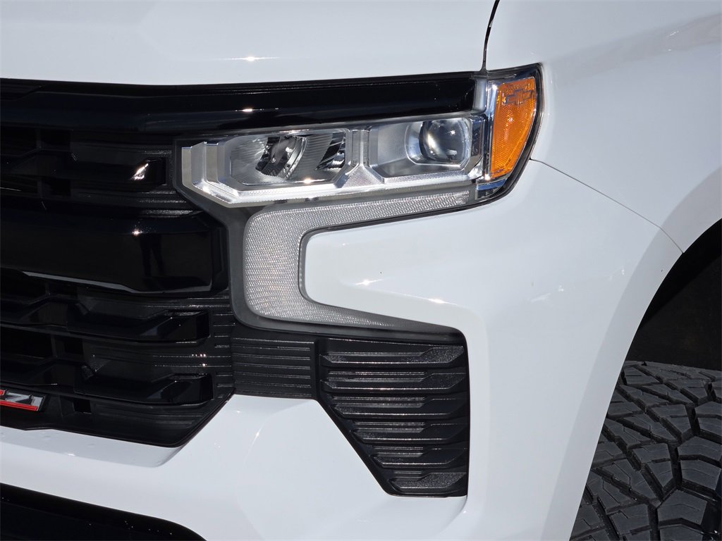 Used 2023 Chevrolet Silverado 1500 LT Trail Boss w/ Protection Package image 3