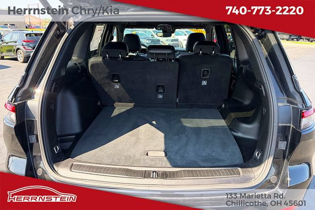 Used 2023 Jeep Grand Cherokee Altitude AWD/4WD image 20