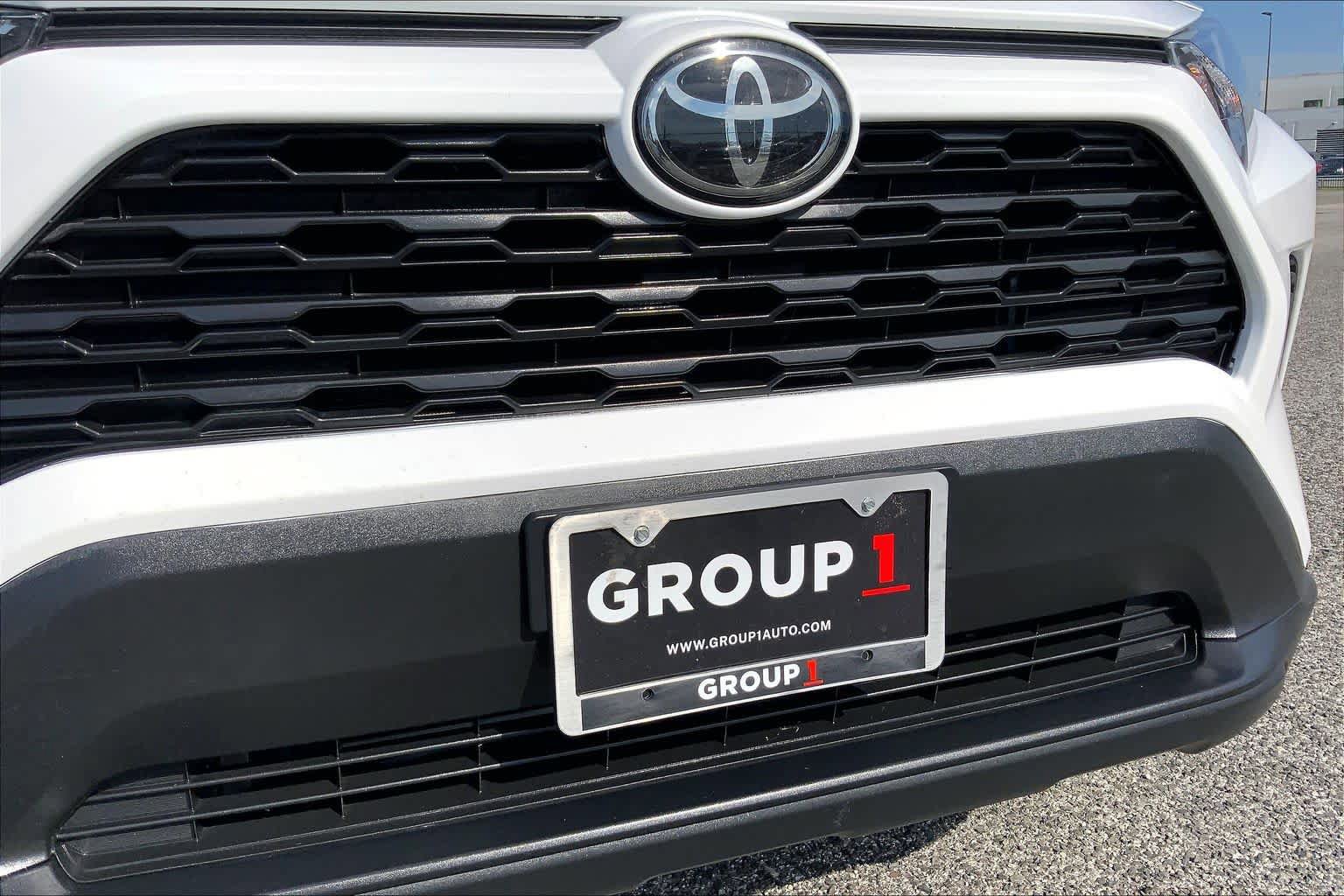 Used 2021 Toyota RAV4 XLE FWD image 29