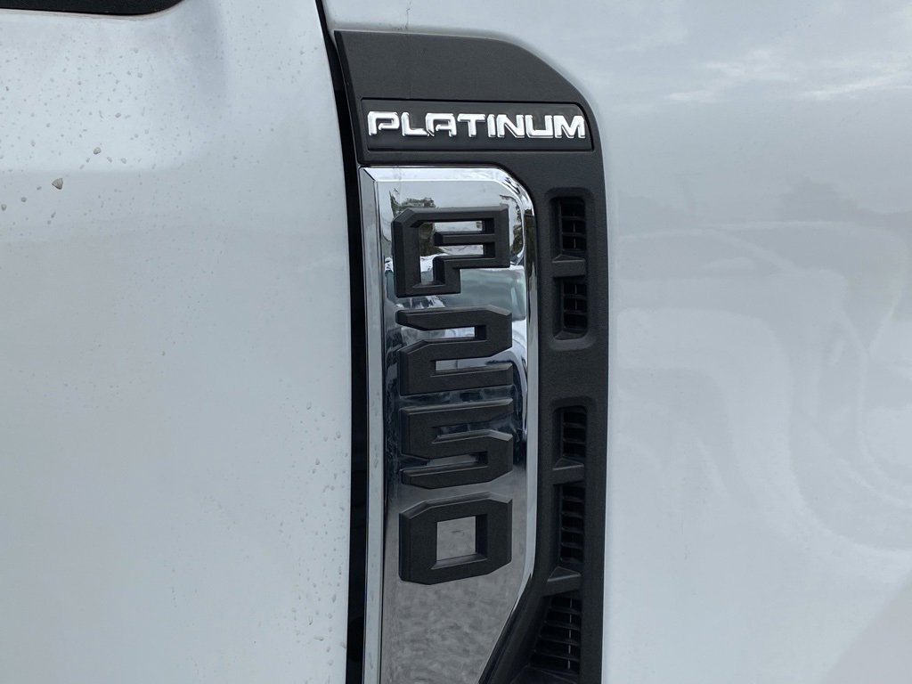 Used 2024 Ford F250 Platinum image 33