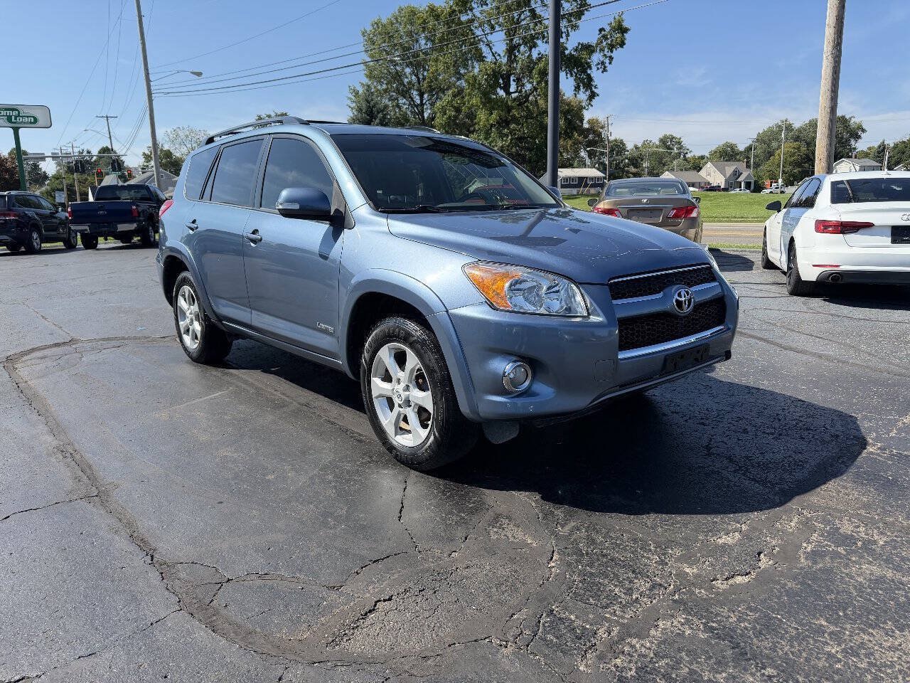Used 2011 Toyota RAV4 Limited w/ Limited Extra Value Pkg AWD/4WD image 5