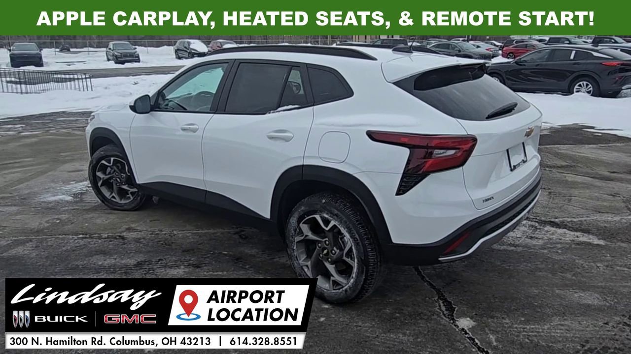 Used 2025 Chevrolet Trax LT w/ LT Convenience Package image 6