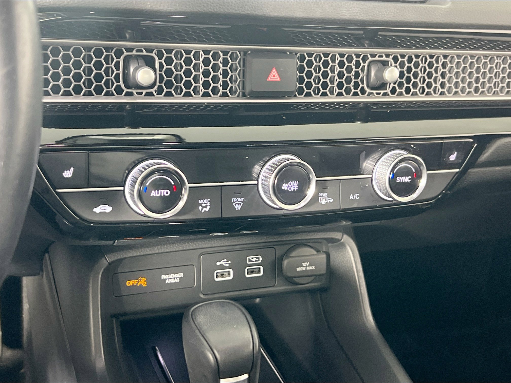 Used 2022 Honda Civic Touring image 16