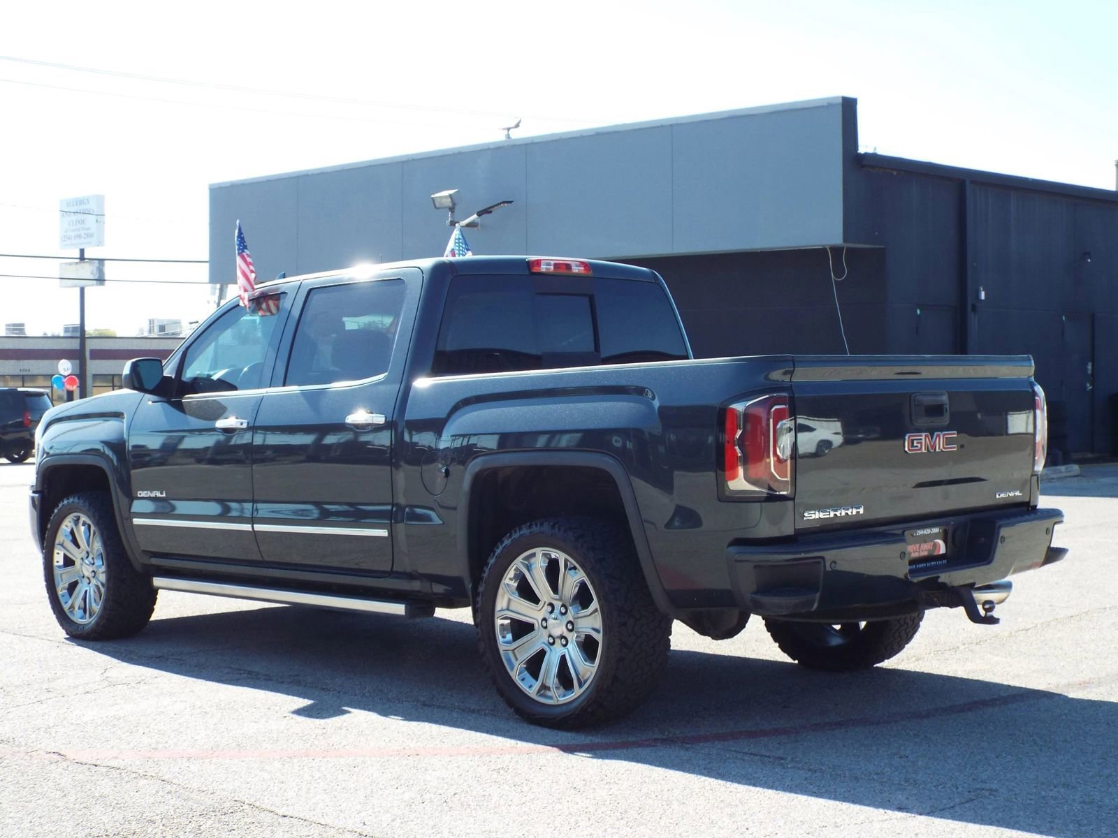 Used 2018 GMC Sierra 1500 Denali w/ Denali Ultimate Package image 8