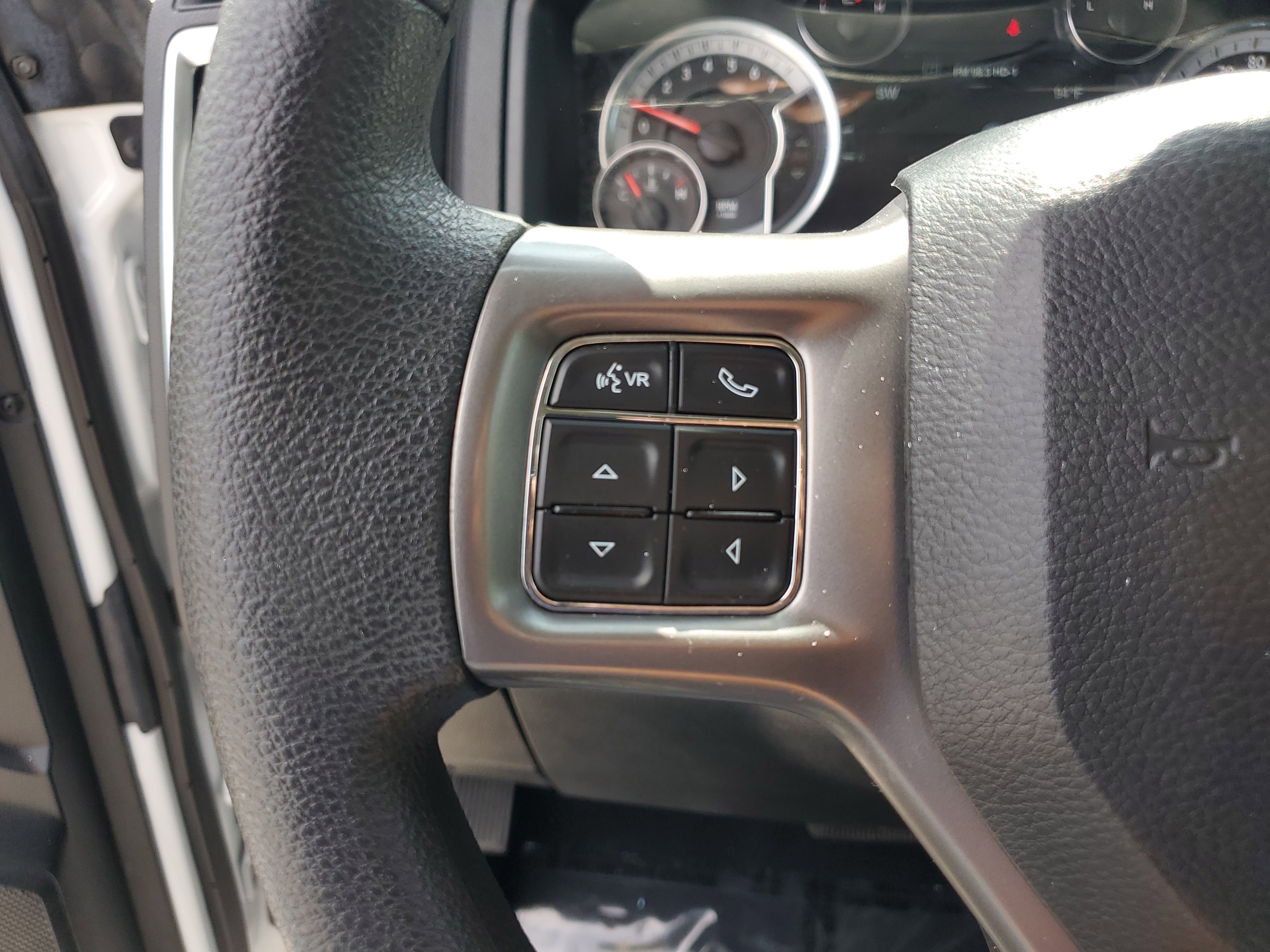 Used 2022 RAM 1500 Classic SLT w/ Trailer & Traction Group image 18