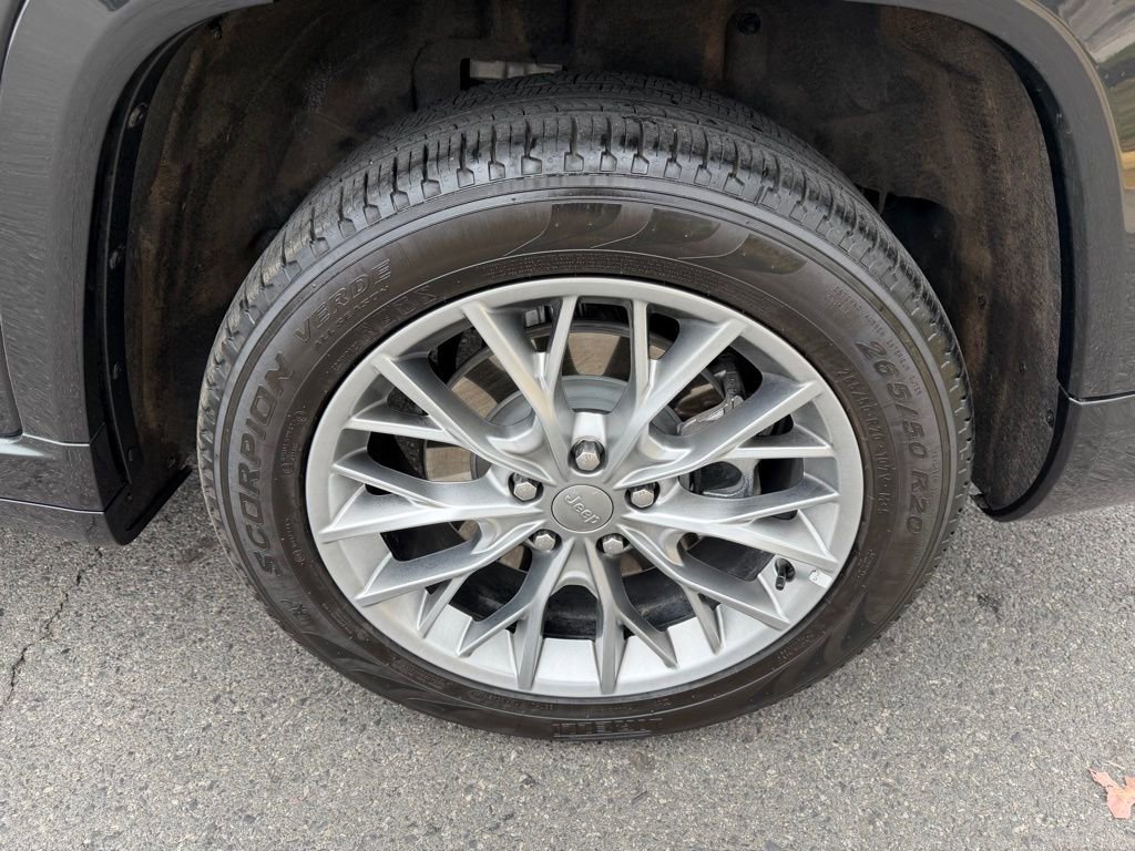 Certified 2024 Jeep Grand Cherokee L Summit image 13