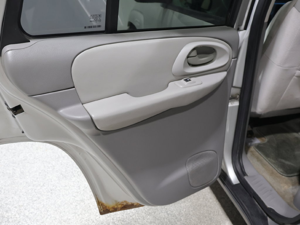 Used 2008 Chevrolet TrailBlazer 4WD image 24