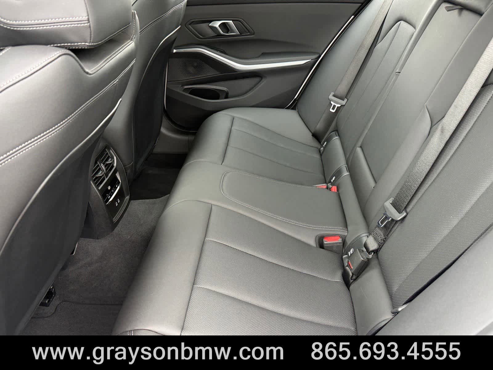 Used 2025 BMW 330i xDrive Sedan image 16