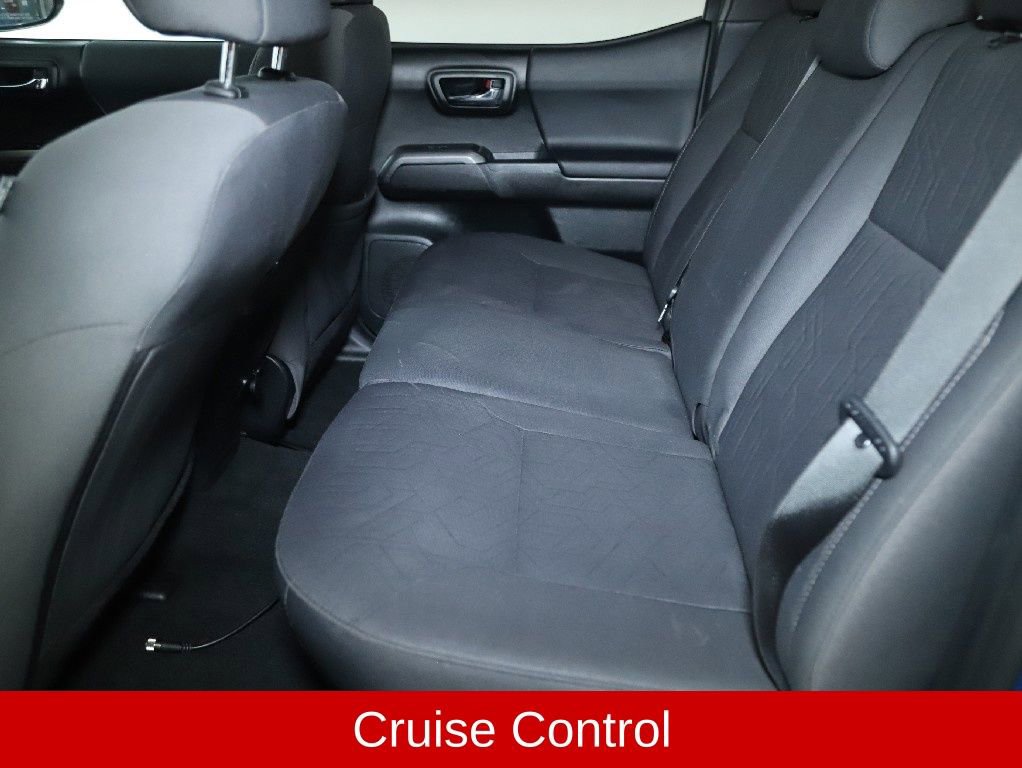 Used 2017 Toyota Tacoma TRD Off-Road w/ Premium & Technology Package image 15