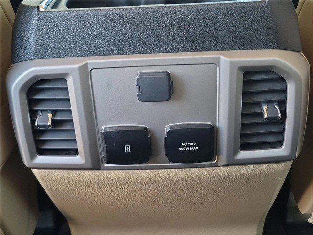 Used 2020 Ford F250 Lariat w/ Lariat Ultimate Package AWD/4WD image 17