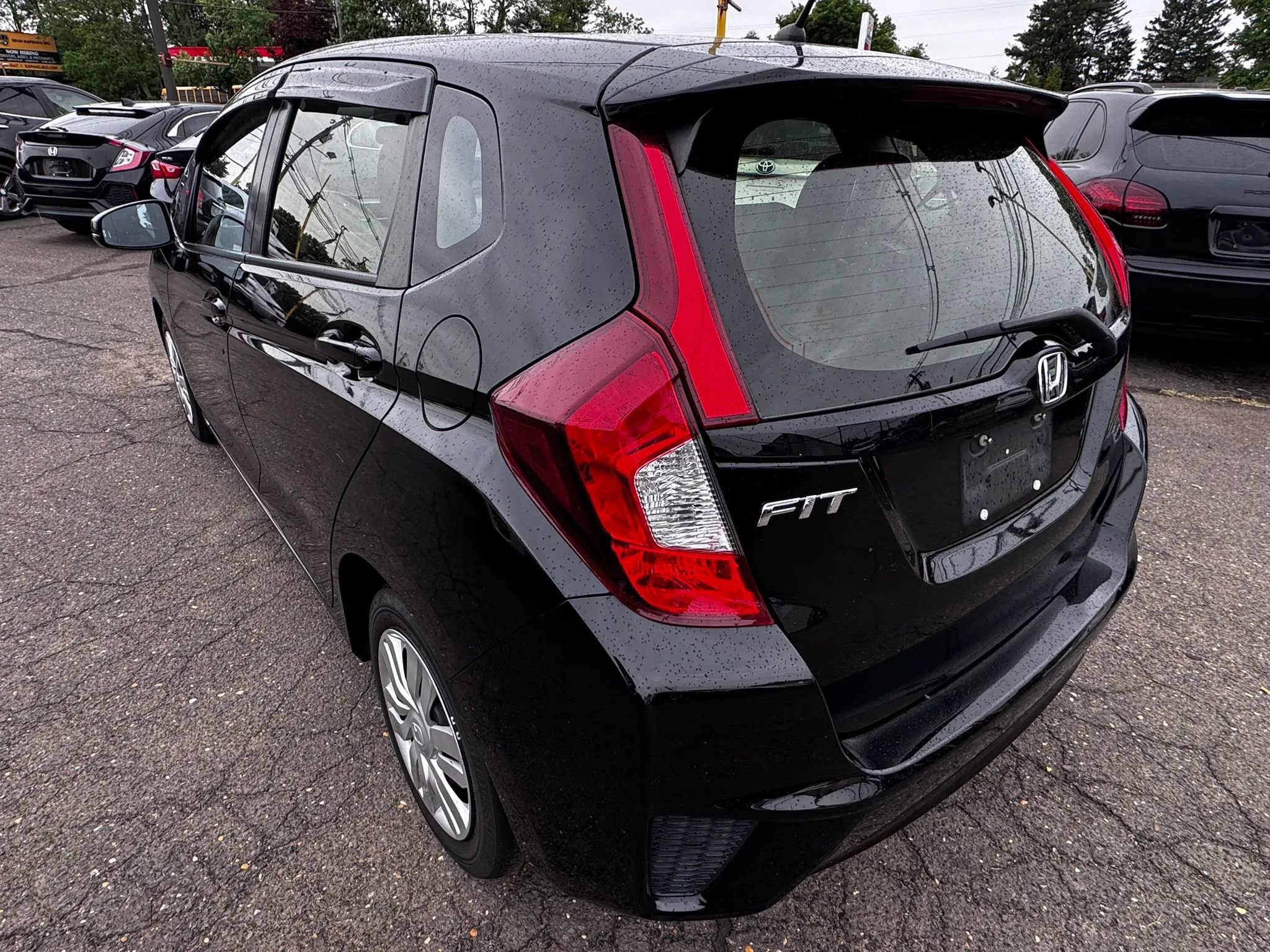 Used 2016 Honda Fit LX image 7