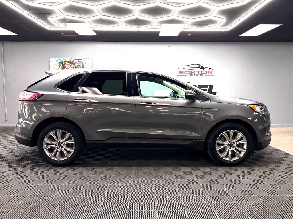 Used 2022 Ford Edge Titanium w/ Equipment Group 301A AWD/4WD image 17