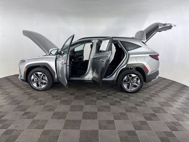 Used 2025 Hyundai Tucson SEL image 12