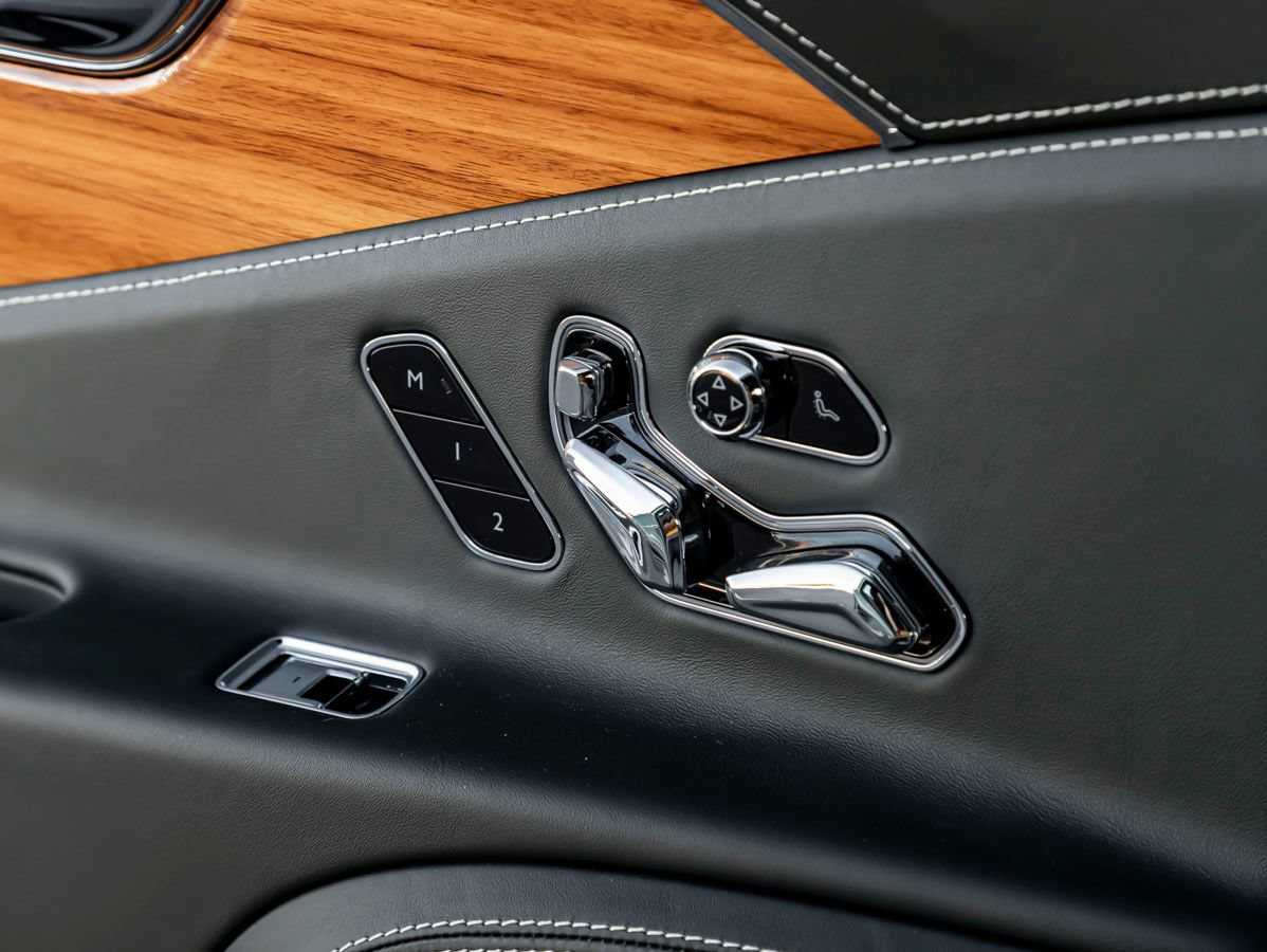 Certified 2023 Bentley Flying Spur S V8 AWD/4WD image 28
