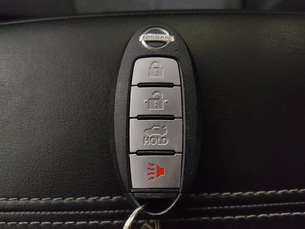 Used 2023 Nissan Sentra SV FWD image 32