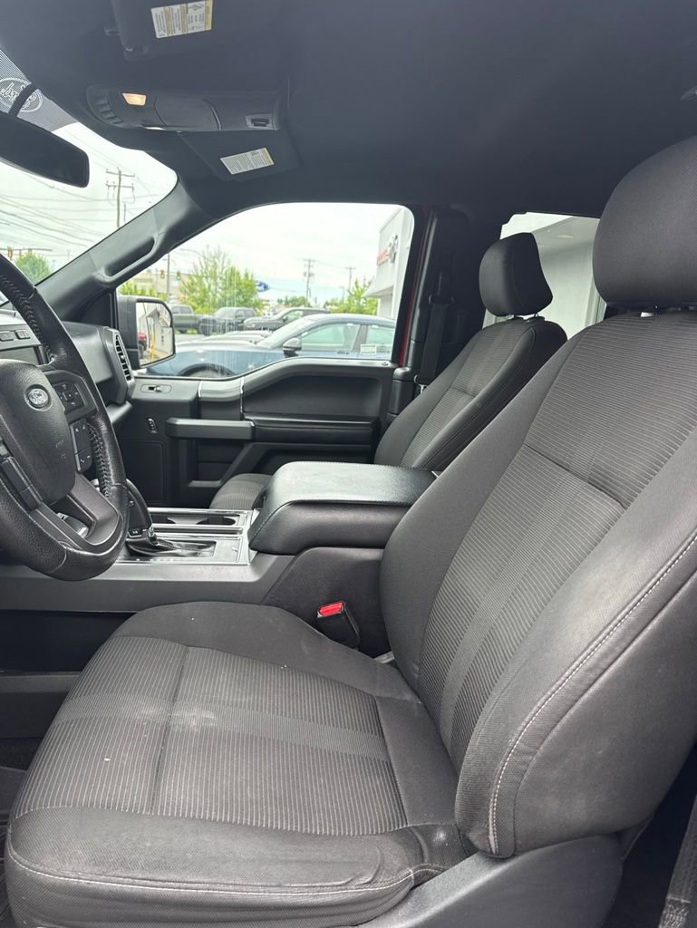 Used 2016 Ford F150 XLT w/ Equipment Group 302A Luxury AWD/4WD image 9