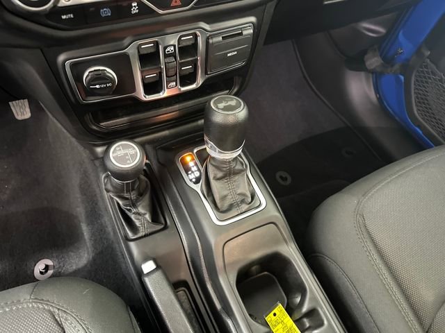 Used 2023 Jeep Wrangler Unlimited w/ Cold Weather Group image 20