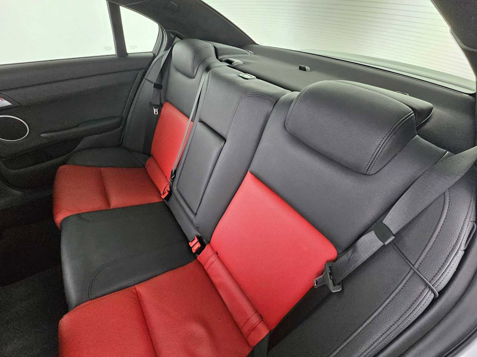 Used 2009 Pontiac G8 GXP image 17