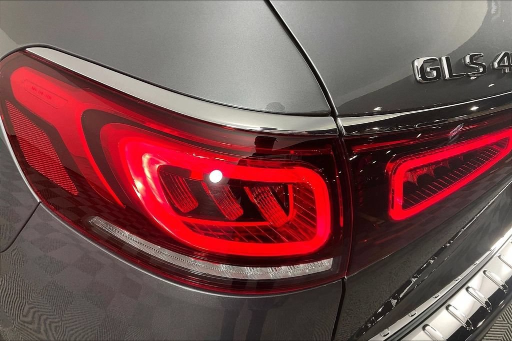 Certified 2023 Mercedes-Benz GLS 450 4MATIC image 26