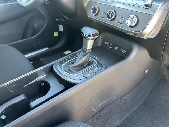 New 2027 Hyundai Kona SE FWD image 28