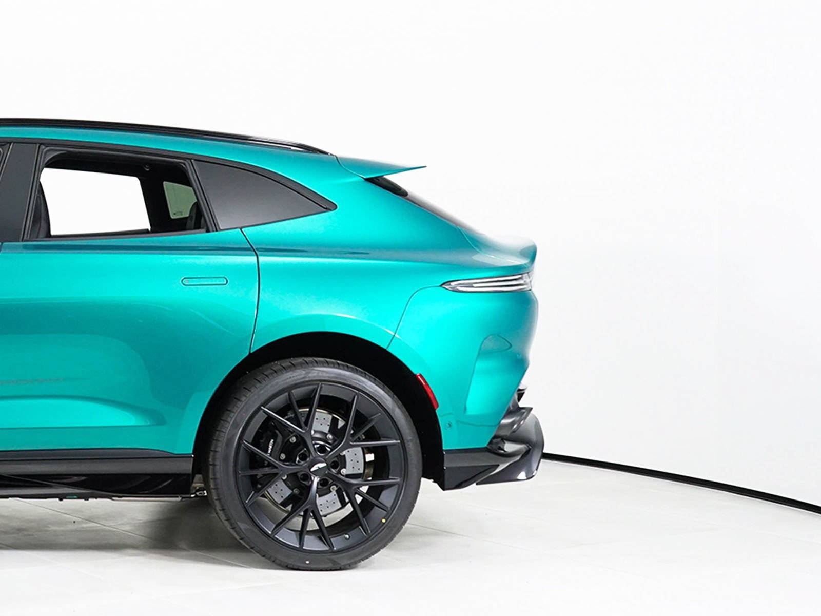 New 2026 Aston Martin DBX 707 AWD/4WD image 13