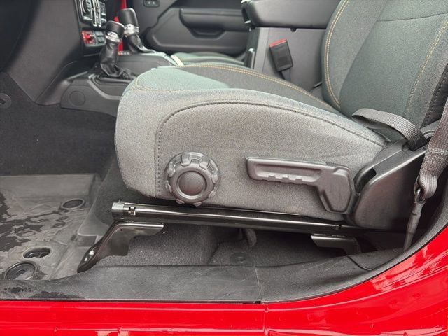 Used 2025 Jeep Wrangler Unlimited Sport S 4xe image 8