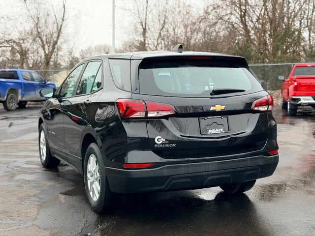 Used 2022 Chevrolet Equinox LS image 6