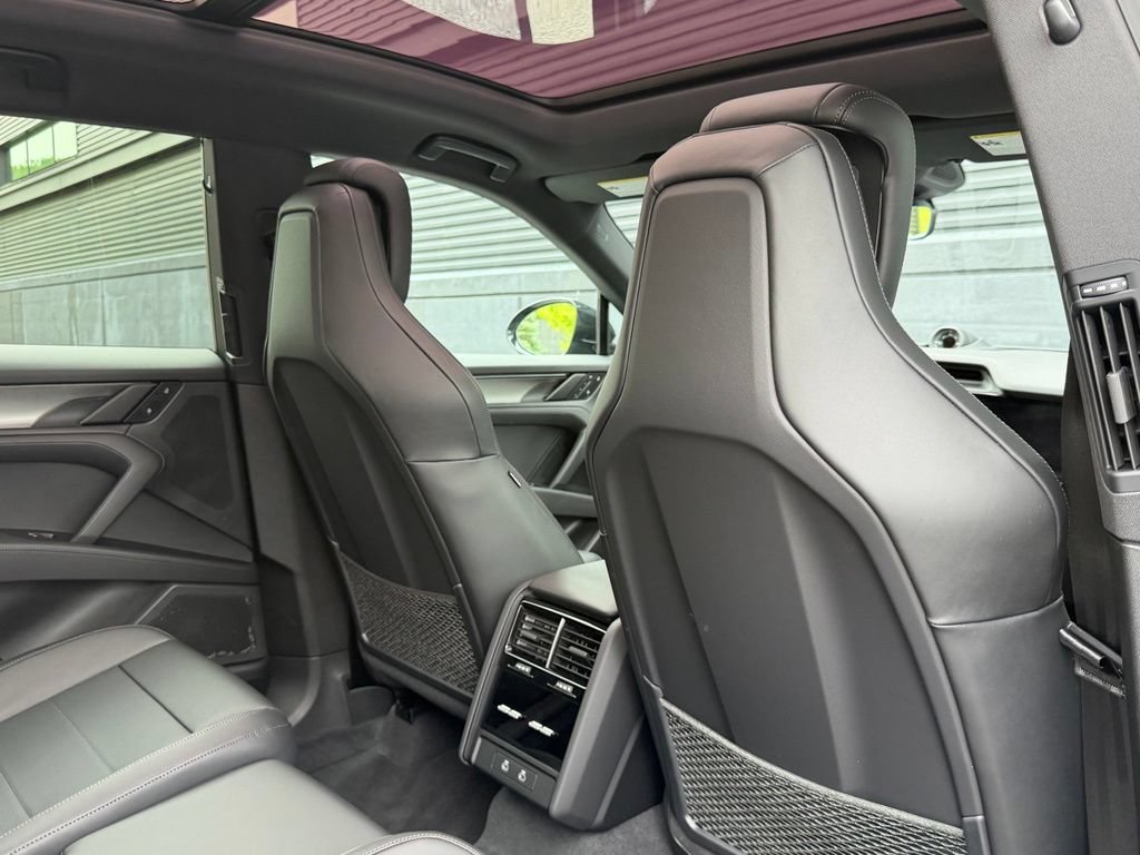 New 2026 Porsche Cayenne S AWD/4WD image 24