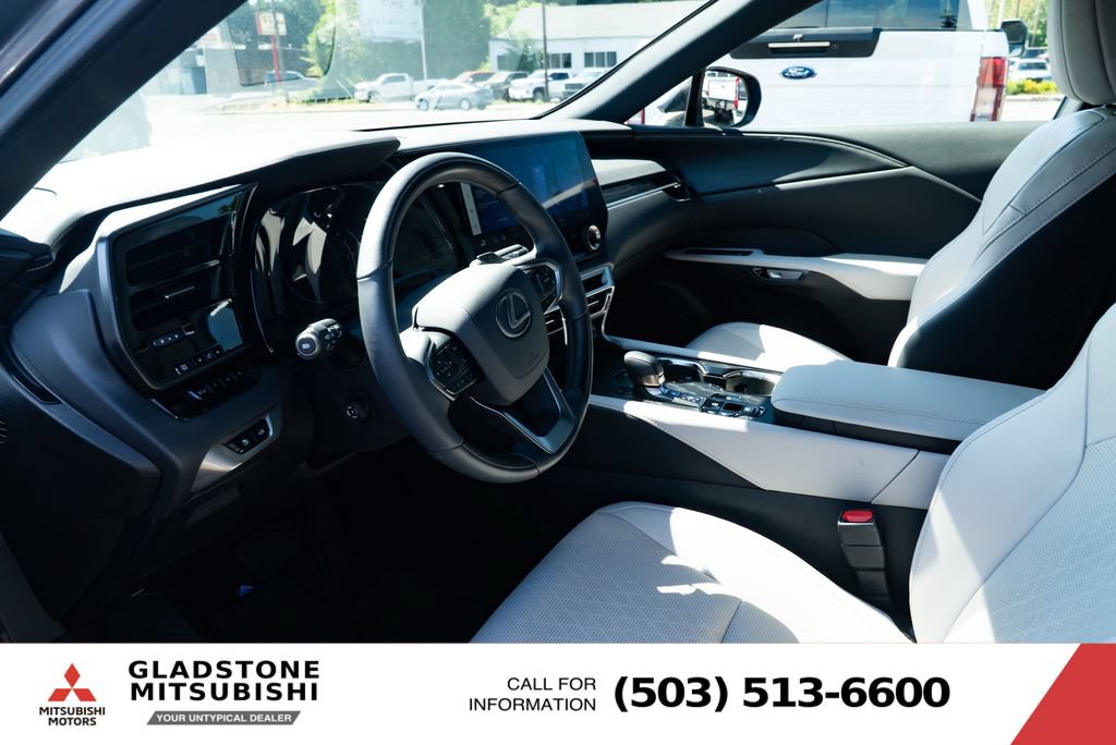 Used 2023 Lexus RX 350 AWD w/ Premium Package w/ Accessory Package (Z1) image 20