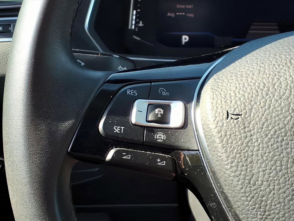 Used 2020 Volkswagen Tiguan SEL image 22