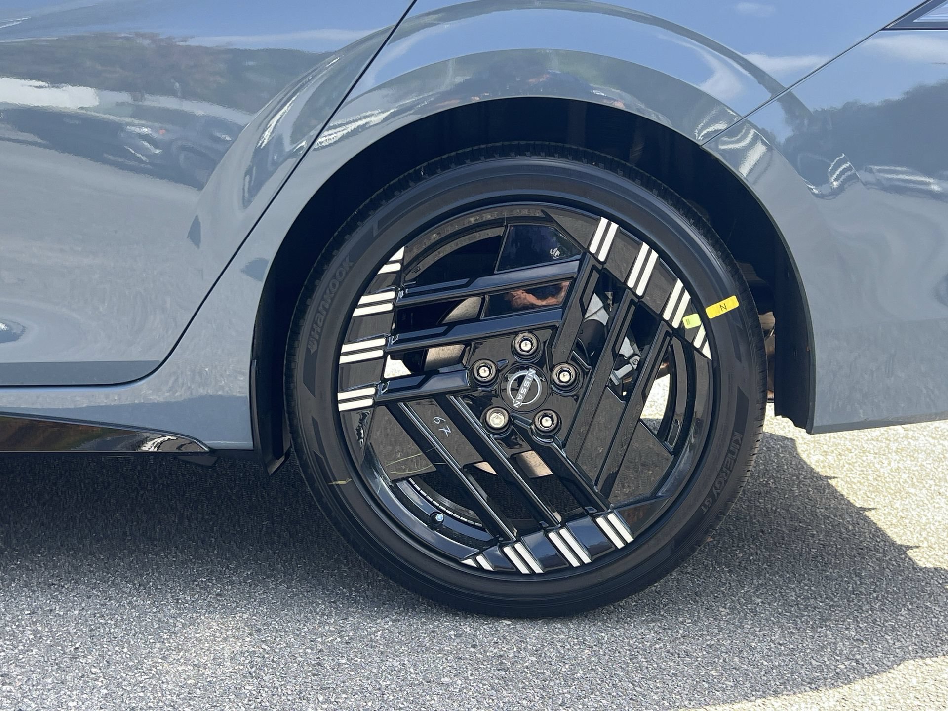 New 2026 Nissan Sentra SR w/ SR Premium Package FWD image 27