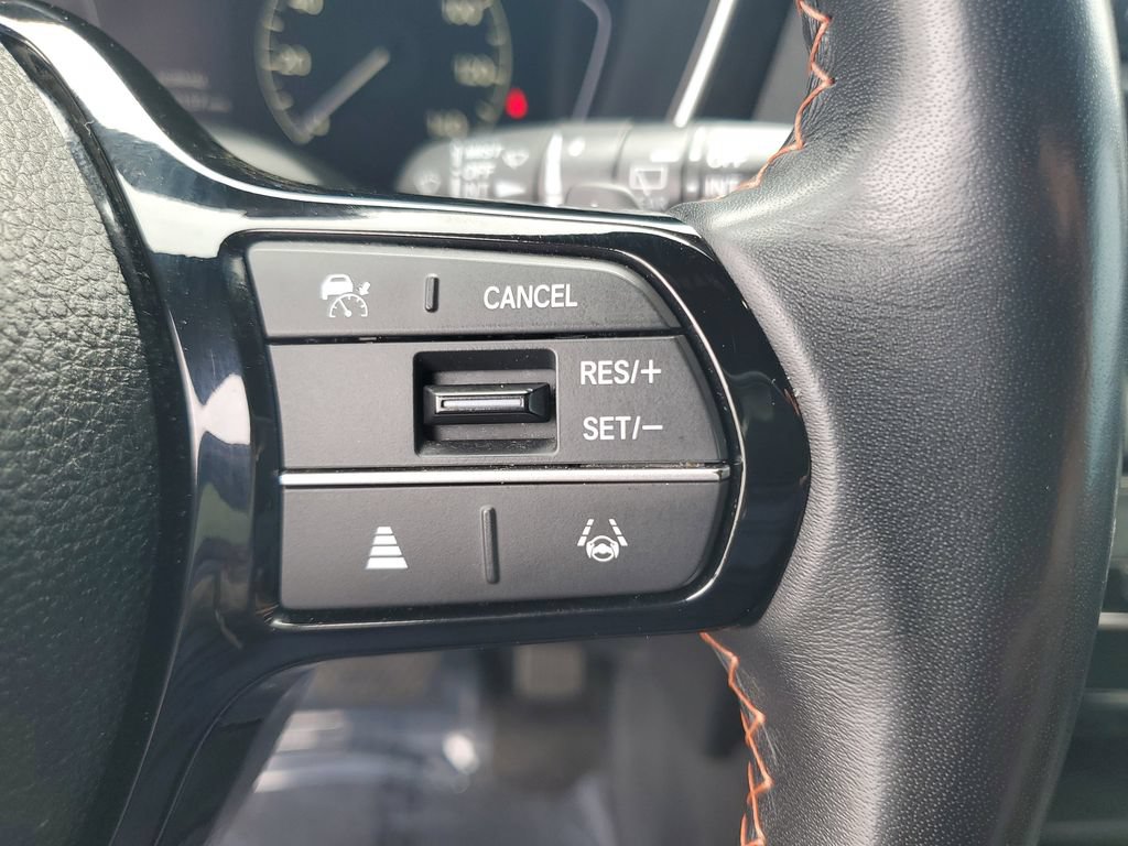 Used 2023 Honda Pilot Sport image 12