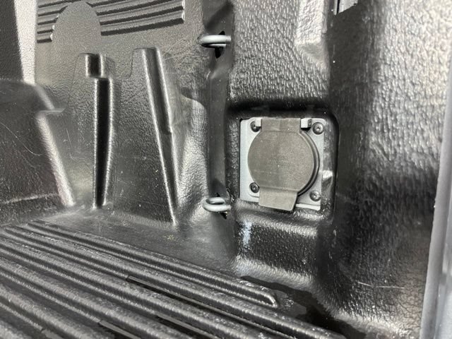 Used 2025 Chevrolet Silverado 1500 LT RWD image 48