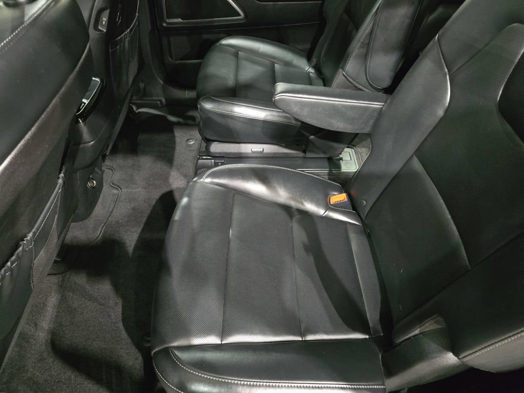 Used 2025 Kia Telluride S AWD/4WD image 15