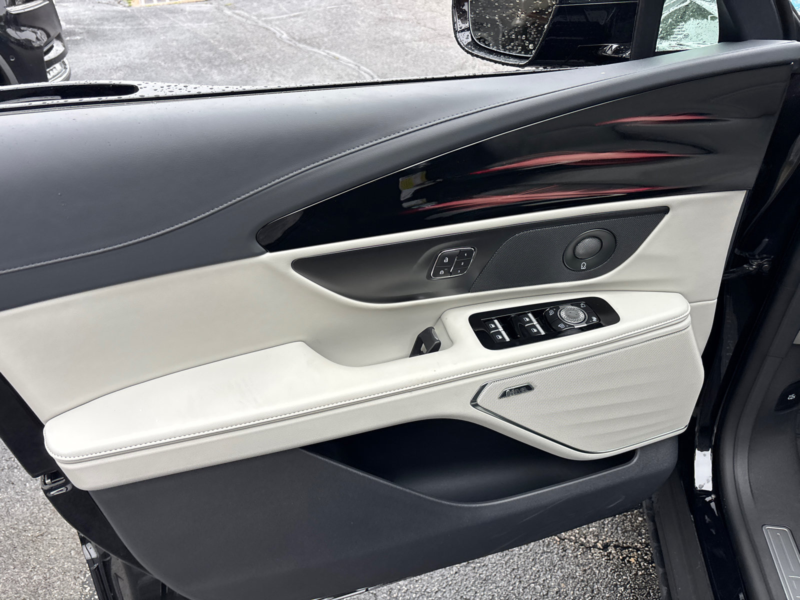 New 2026 Lincoln Nautilus Reserve AWD/4WD image 11